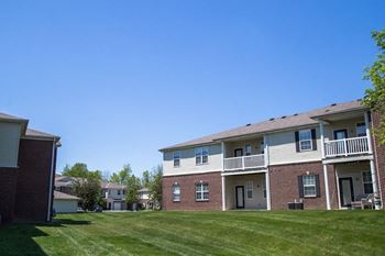 Open green spaces at The Reserve at Williams Glen Apartments, Zionsville, Indiana